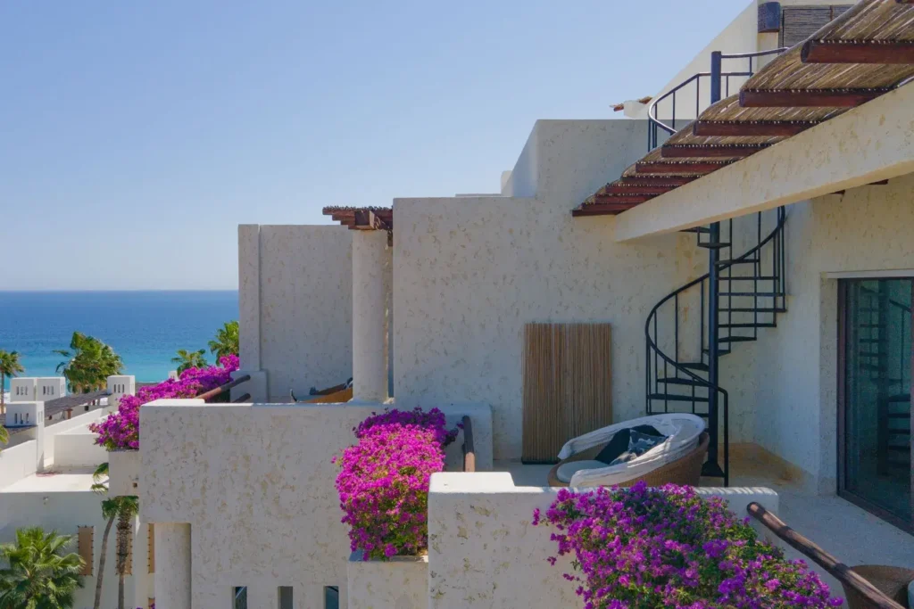 Las Ventanas Waterfront Residences
