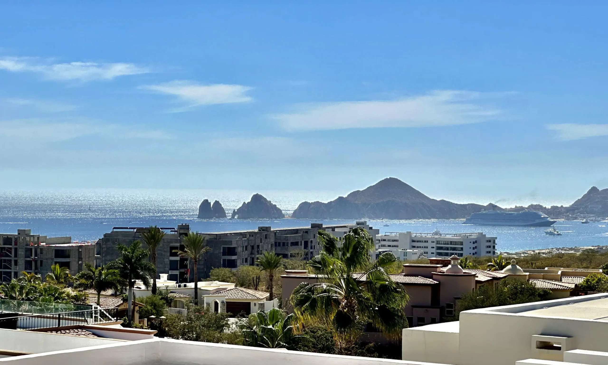 Luxury Residences in Las Ventanas For Sale
